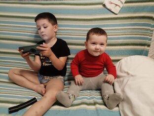 Только внуки пошли... С ними всё повторяю сначала