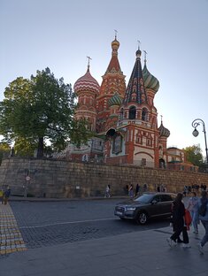 Я шагаю по Москве