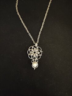 Украшения своими руками