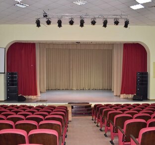 Одежда сцены для бюджетных организаций