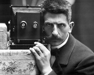 История в фотографиях