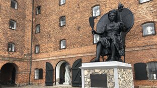 Как в Дании относятся к  беженцам 
