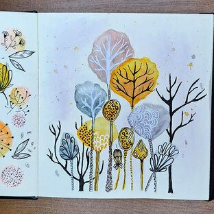 Жена рисует