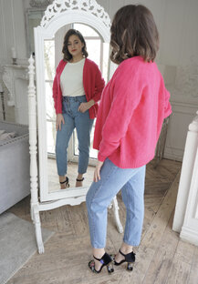 Кардиганы, жакеты женские