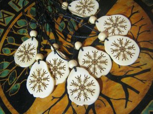 Рунические ставы.