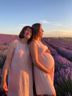 Материнство 