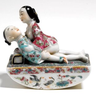 Китаец Сунь Вынь Ху. 