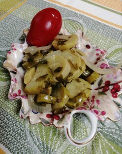 Заготовки салатов и солений на зиму, кулинарные рецепты