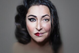 Лолита Марковна Миля́вская