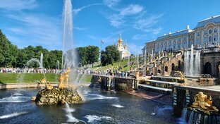 Петергоф - царство фонтанов