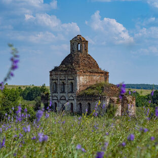 Храмы и монастыри