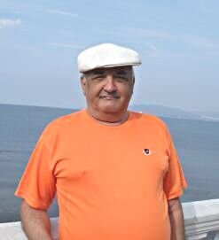 Николай Леонов