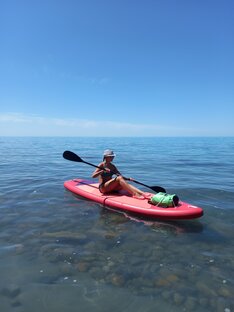 Водные прогулки на сапах и под парусом