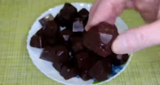 Сладкие десерты, крема.