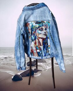 Джинсовка с росписью 