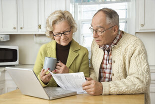 Пенсионерам!