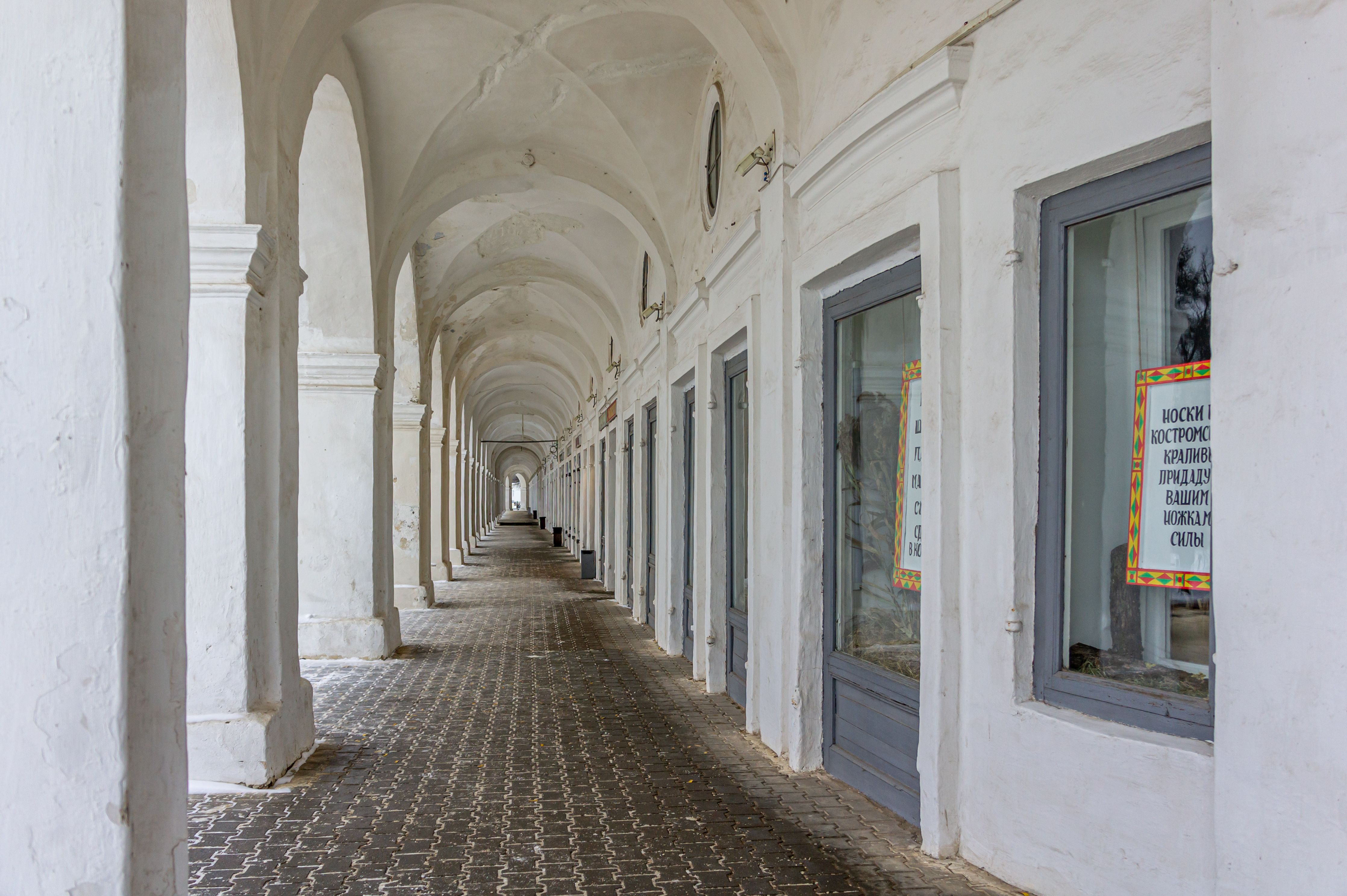 ж. торговые ряды петербург. большой гостиный двор санкт петербург деламот. торговые ряды в санкт-петербурге. универмаг гостиный двор санкт-петербург.