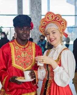 Иностранцы в России