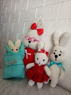 Игрушки из плюшки