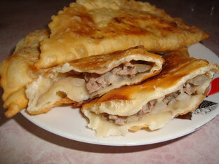 Несладкая выпечка. Чебуреки, пироги, пирожки