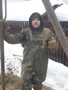 Углубление уолодца. 14 колец(0.9м)