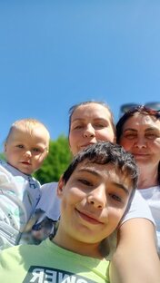 Мама с сестрой и племянники Михаил и Володя...