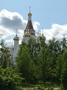 Церкви