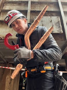 Специалисты компании "Эркон"