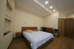 Трехместный полулюкс