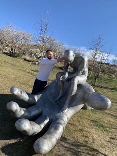 УСТРАНЕНИЕ БОЛЕЙ В ТЕЛЕ. КАК ПРИКЛАДНАЯ КИНЕЗИОЛОГИЯ МОЖЕТ ИХ ОБЛЕГЧИТЬ.