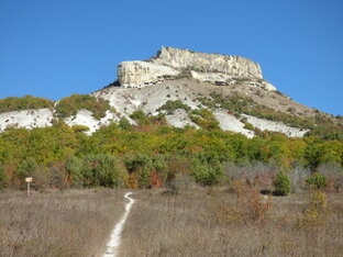 Пещерные города и монастыри Крыма