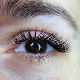 Наращивание ресниц 