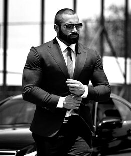 Властные мужчины