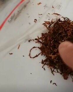 Экономим на сигаретах.