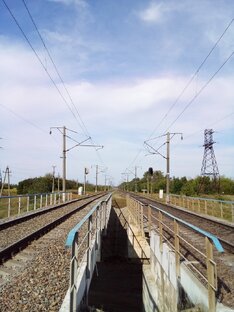 Что нужно на жд кроме поезда и рельс?