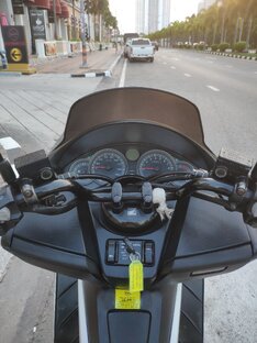Автомобили