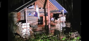 Как быстро построить избушку в тайге