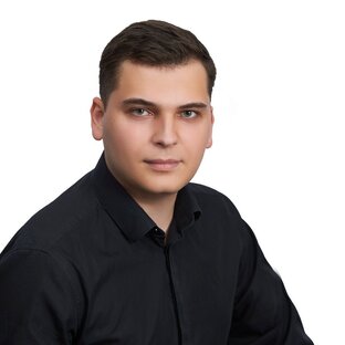 Статистика Дзен Депутат Иван Петров