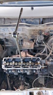 Двигатель автомобиля