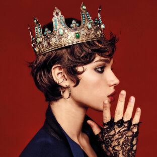 Современная девушка