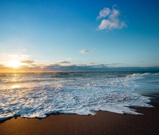 Крым. Уникальные моменты. Закаты, море, пляжи, горы.