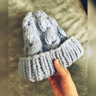 Тёплая шапка 