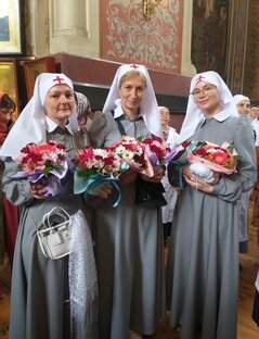 Сестричество. Помогаем людям.