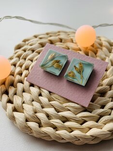 Цветы в смоле