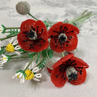 Цветы из бисера