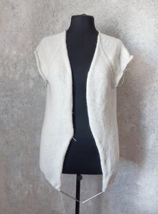 Кардиганы Пуловеры 