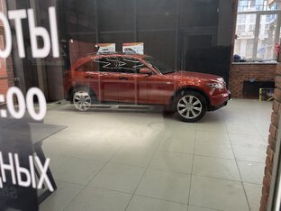 Мадам внатуре