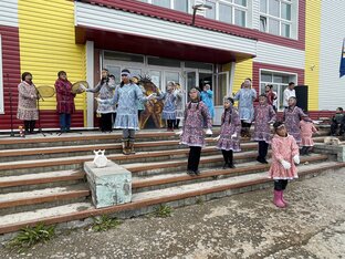 Национальный колорит 