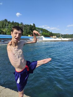 Супер крутит  от тимурчика
