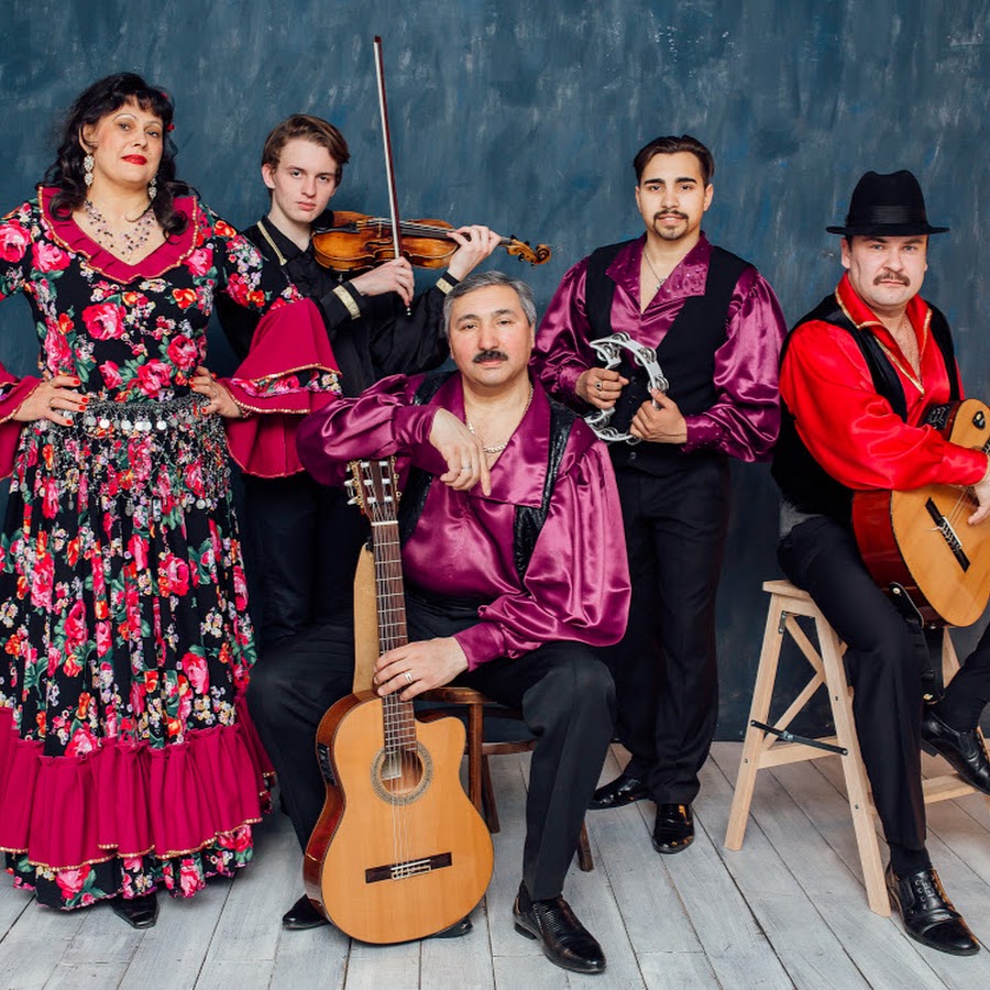 Цыгане красноярск ансамбль. Ансамбли цыган. Цыгане джелем джелем. Ансамбли цыган. Цыганская дорога ансамбль красноярск.